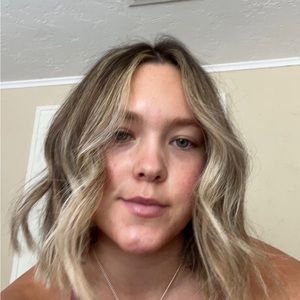 Meet your Posher, Davis